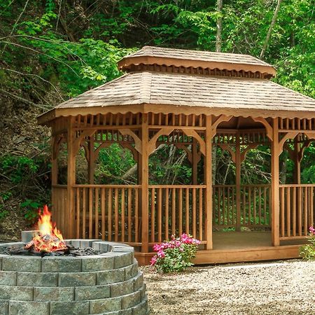 Love Leigh By Stony Brook Cabins Gatlinburg Exteriör bild