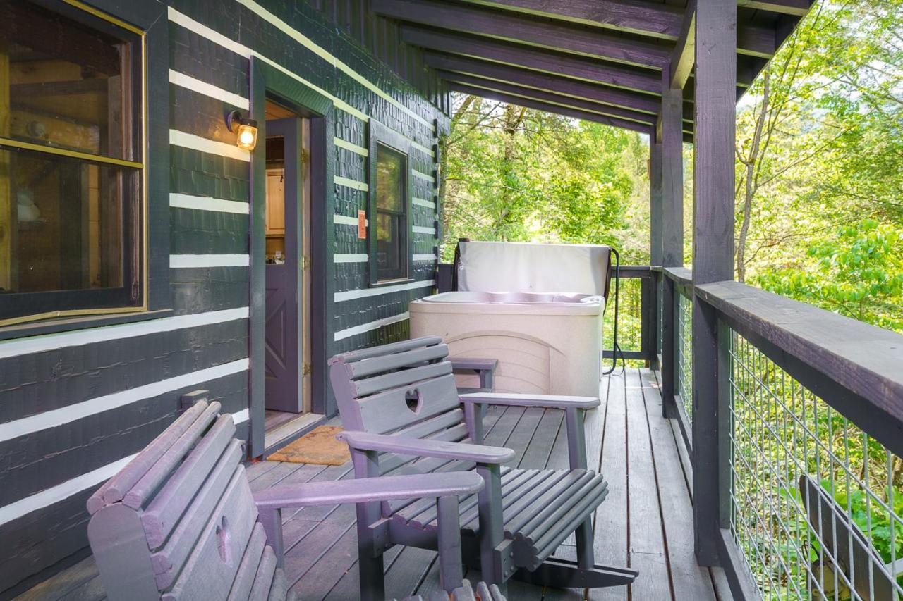 Love Leigh By Stony Brook Cabins Gatlinburg Exteriör bild